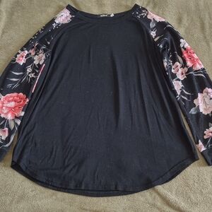 Size XL Aifer Brand Women's Long Floral Sleeves Black Top Blouse Shirt